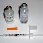 735px-Standard_insulin_syringe